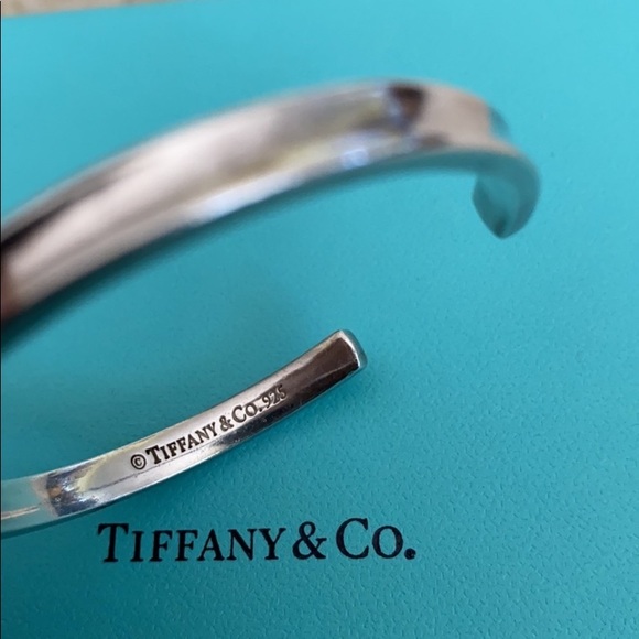 Tiffany & Co. Tiffany 1837™ Narrow Cuff Sterling - Picture 5 of 7